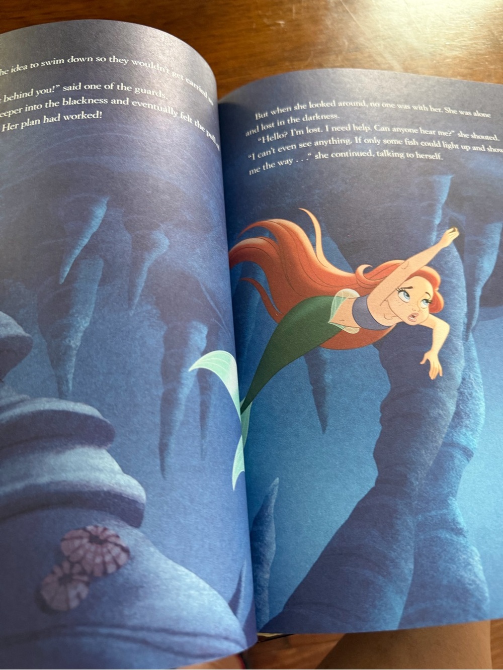 Disney Princess 5 Minute Princess Stories. EUC - Picture 3 of 7